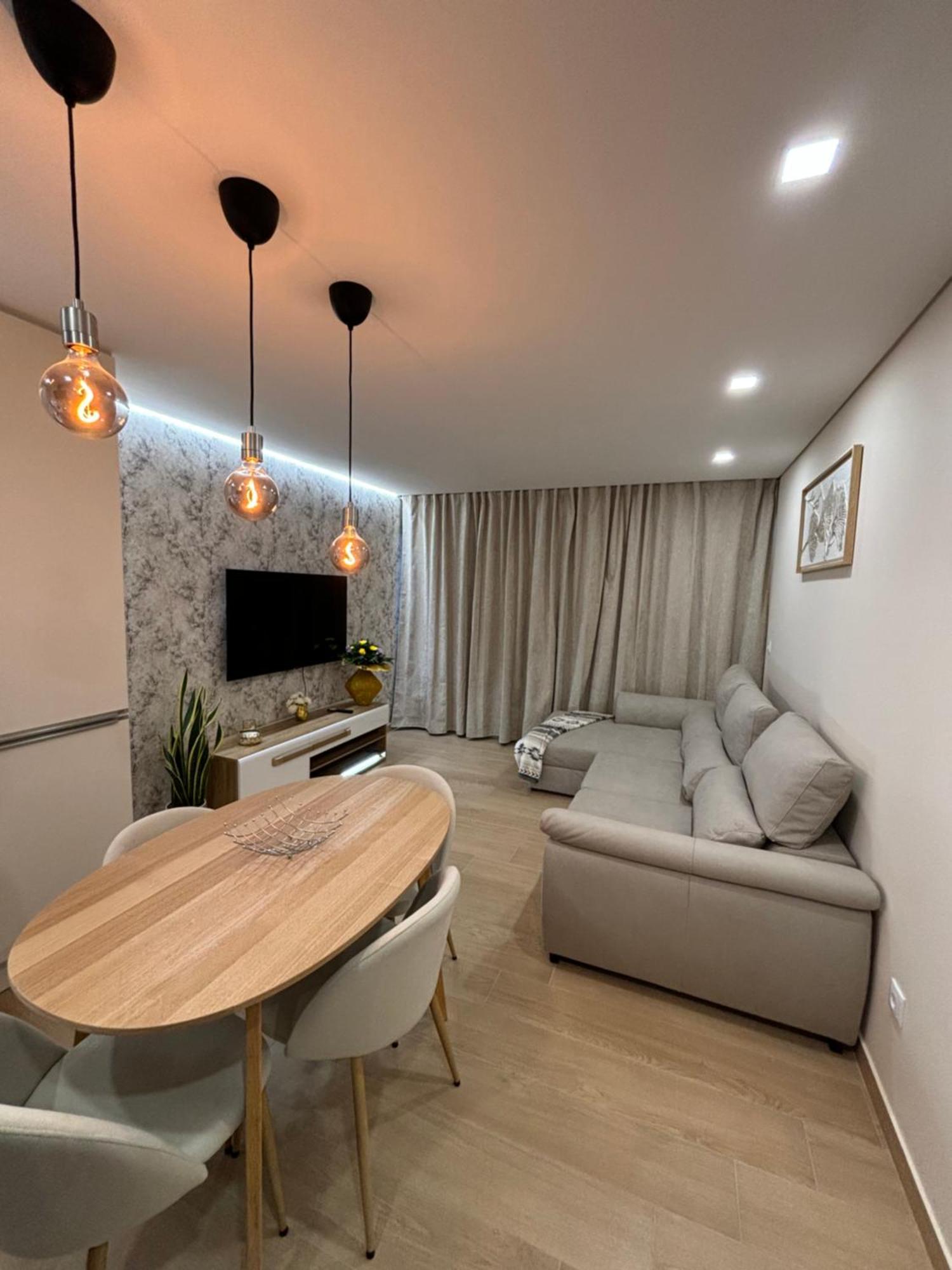 Appartement T2 Vue Sur Mer, Place Mediterranee Canet-en-Roussillon Exterior photo